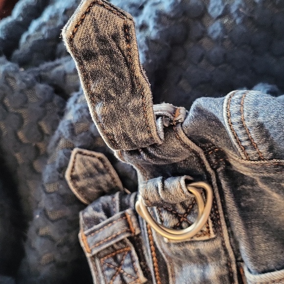 American Eagle Highest Rise Mom Short - Picture 15 of 15